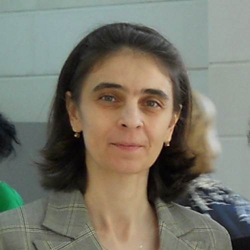 Laura Bucur